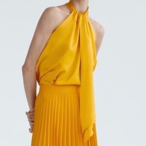 Zara Women's Bow Halter Top - Size‎ Large